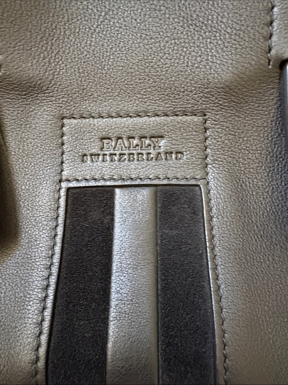 Bally Switzerland Black Leather Briefcase Messenger Bag Medium Detachable Strap - Picture 5 of 15